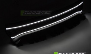 Решетка радиатора с диодами Dodge Charger 2014-2023 черная матовая фото