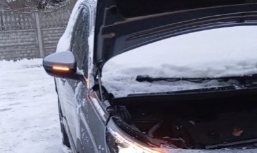 Тонированные повторители поворотов в зеркала PEUGEOT 3008 / 5008 фото