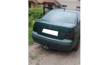 Тонированные фонари задние (стопы) VW Bora седан фото
