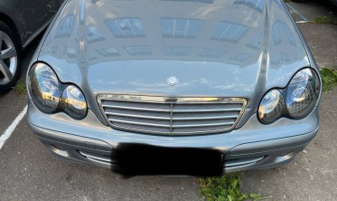 Тюнинговые фары передние с линзами Mercedes W203 черные фото