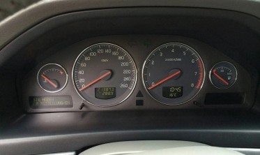 Кольца на приборку Volvo S60 / V70 / S80 / XC70 / XC90 фото