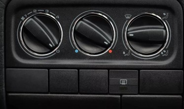 Хром кольца на ручки печки VW Golf 3 / Passat B3/B4 / T4 / Sharan MK1 / Seat Ibiza 2 / Toledo 1 / Ford Galaxy MK1 фото