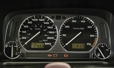 Декоративні кільця в панель приладів Volkswagen Golf 3 / Vento фото