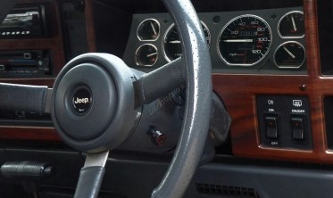 Декоративные кольца на приборы Jeep Cherokee XJ (84-96) фото