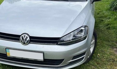 Тюнінгові фари передні VW Golf 7 чорні з хром смугою LED U-Type фото