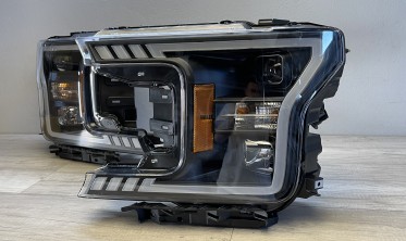 Чорні фари передні Ford F150 MK13 2017-2020 тюнінг оптика з діодами фото