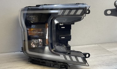 Чорні фари передні Ford F150 MK13 2017-2020 тюнінг оптика з діодами фото
