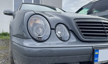 Чорні фари передні Mercedes CLK W208 з кільцями Angel eyes фото