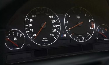 Кольца в щиток приборов BMW E34 / BMW E32 (глянцевые) фото