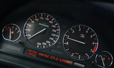 Кольца в щиток приборов BMW E34 / BMW E32 (глянцевые) фото