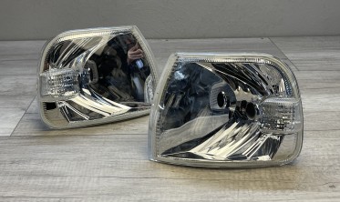 Повороты передние хромированные VW T4 рестайл, косая фара фото