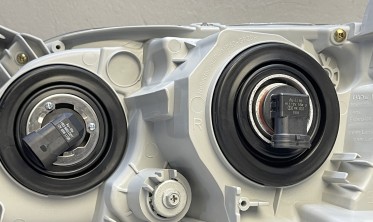 Фары передние черные Toyota Camry 6 XV40 с кольцами фото