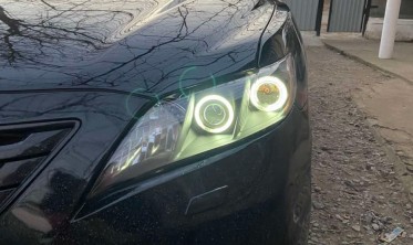 Фары передние черные Toyota Camry 6 XV40 с кольцами фото