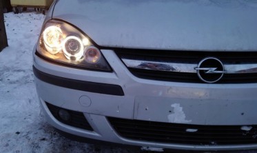 Тюнинговые фары передние Opel Corsa C angel eyes фото