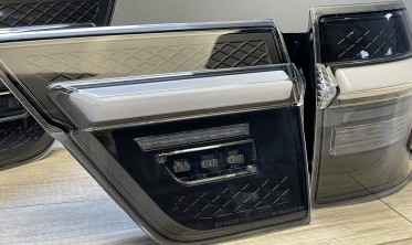 Тюнинговые задние led фонари Jeep Grand Cherokee WK2 (2011-2013) фото