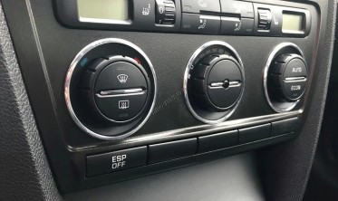 Кольца на ручки управления климатом Skoda Octavia 2 фото