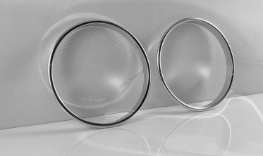 Декоративные кольца на колонки в дверях Opel Zafira A фото