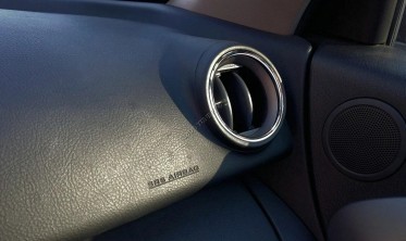 Хром кольца на обдувы Toyota Rav 4 фото