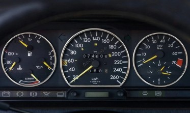 Хром кольца в щиток приборов Mercedes W201 (190) фото