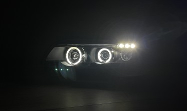 Передні фари з лінзами та кільцями BMW X5 E53 дорестайл фото