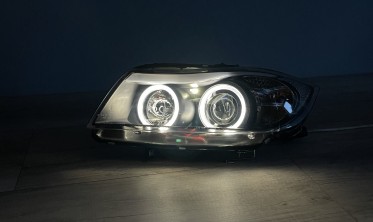 Фары передние тюнинговые BMW E90, E91 с кольцами 05-08  фото