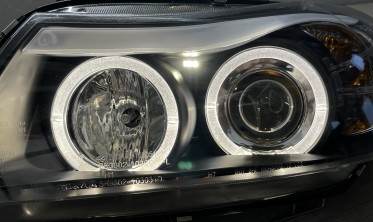 Фары передние тюнинговые BMW E90, E91 с кольцами 05-08  фото