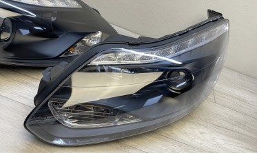 Тюнінгові передні фари Ford Focus MK3 дорестайл фото