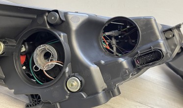 Передні фари Ford Focus MK3 рестайлінг з DRL і динамічними поворотами фото