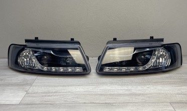 Фари передні VW Passat B5 дорестайл з діодними габаритами Daylight фото