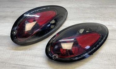 Тюнінгові задні ліхтарі Chrysler PT Cruiser чорні стопи фото