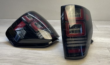 Светодиодные задние фонари Ford F150 MK12 темные тюнинговые фото