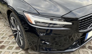 Накладки на передние фары Volvo S60 V60 (2018-2024) фото