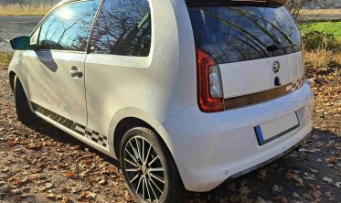 Спойлер на кришку багажника VW UP, Skoda Citigo, Seat Mii версія 2 фото