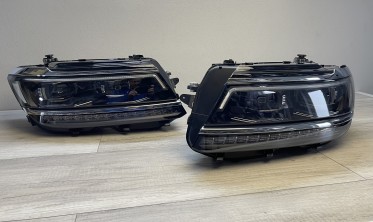 Тюнінг фари передні VW Tiguan MK2 2015-2020 чорна оптика full led фото