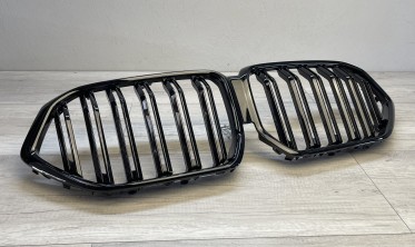 Решетка радиатора (ноздри) BMW X6 G06 2019-2023 черная глянцевая фото