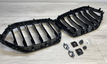 Решітка радіатора BMW X6 G06 2019-2023 чорна глянцева вар. 2 фото