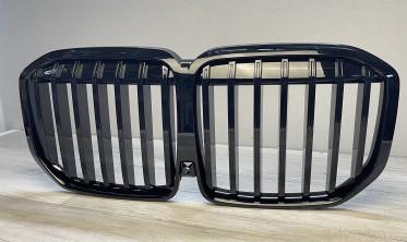 Решетка радиатора (ноздри) BMW X7 G07 LCI 2023- черная глянцевая вар. 1 фото