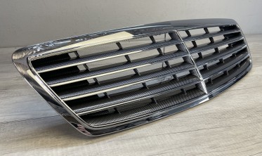Тюнінгова решітка радіатора Mercedes S W220 хром + карбон фото