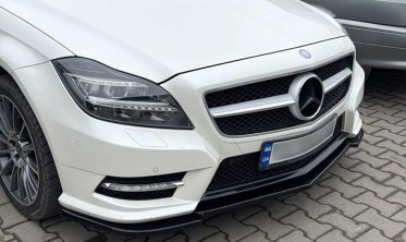 Накладка переднего бампера Mercedes CLS C218 AMG-line фото
