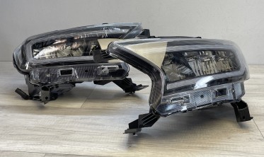 Передние фары full led Ford Ranger 2016-2022 черная тюнинг оптика фото
