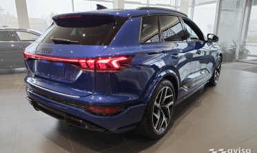 Захисна накладка заднього бампера Audi Q6 e-tron фото