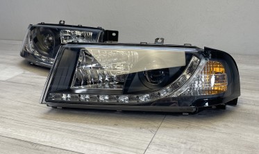 Тюнінгові фари Skoda Octavia Tour чорні з діодами фото