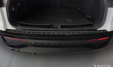 Защитная накладка на задний бампер Audi Q5 MK3 2024- черный графит фото