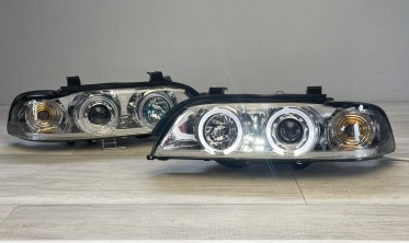 Тюнинговые фары передние BMW E39 с диодными кольцами фото