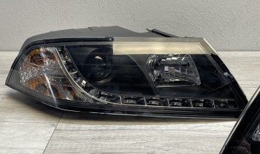 Тюнінгові фари передні Skoda Octavia 2 А5 2004-2008 фото