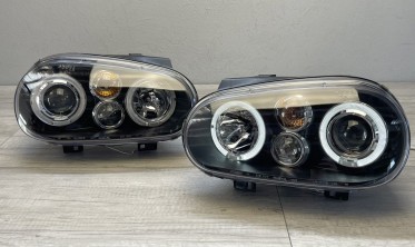 Фары передние тюнинговые VW Golf 4 с кольцами ангельскими глазками фото