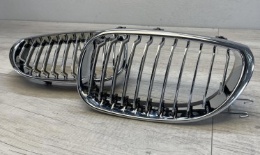 Решетки радиатора (ноздри) BMW E60 / 61 хром фото