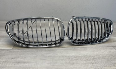 Решетки радиатора (ноздри) BMW E60 / 61 хром фото