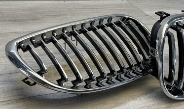 Решетки радиатора (ноздри) BMW E60 / 61 хром фото