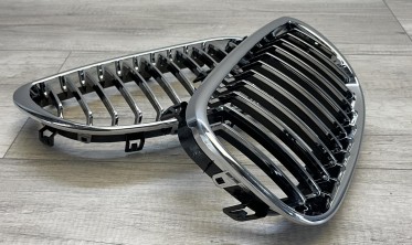Решетки радиатора (ноздри) BMW E60 / 61 хром фото